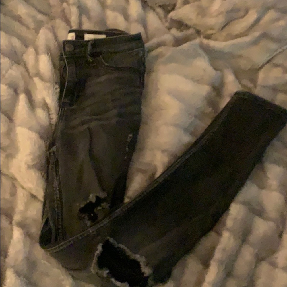 HOLLISTER HIGH RISE SUPER SKINNY JEANS